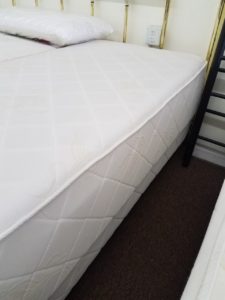 Image of a zeno mattress in a showroom.