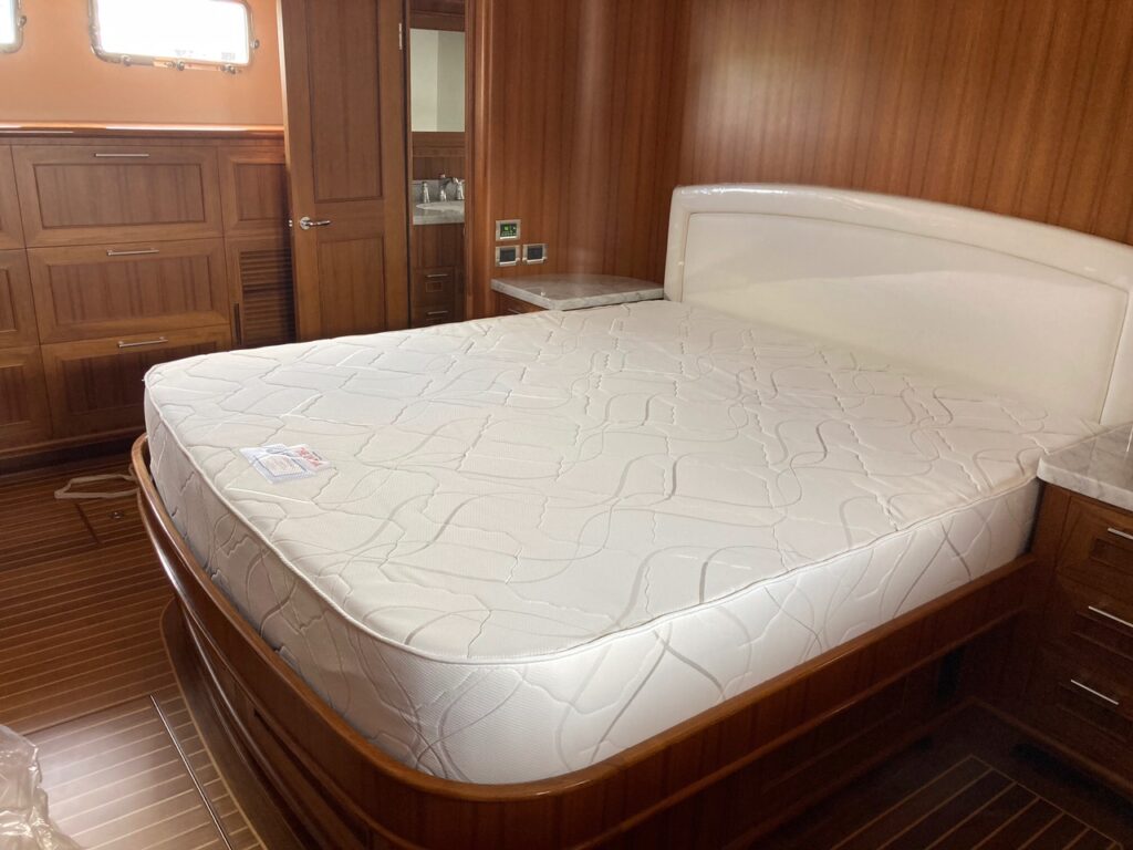 Image of custom Zeno mattress.